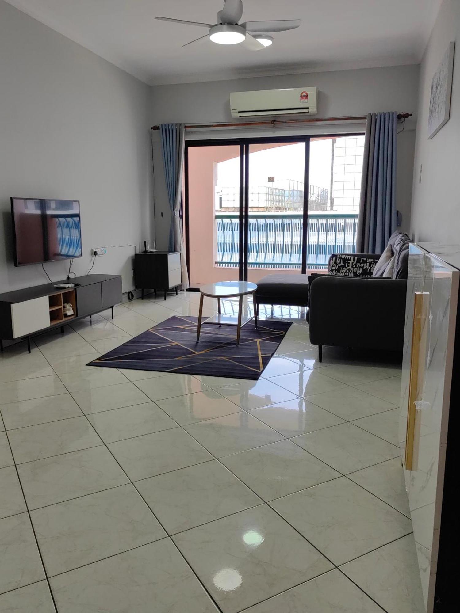 Town Condo - Marina Court Кота-Кинабалу Экстерьер фото