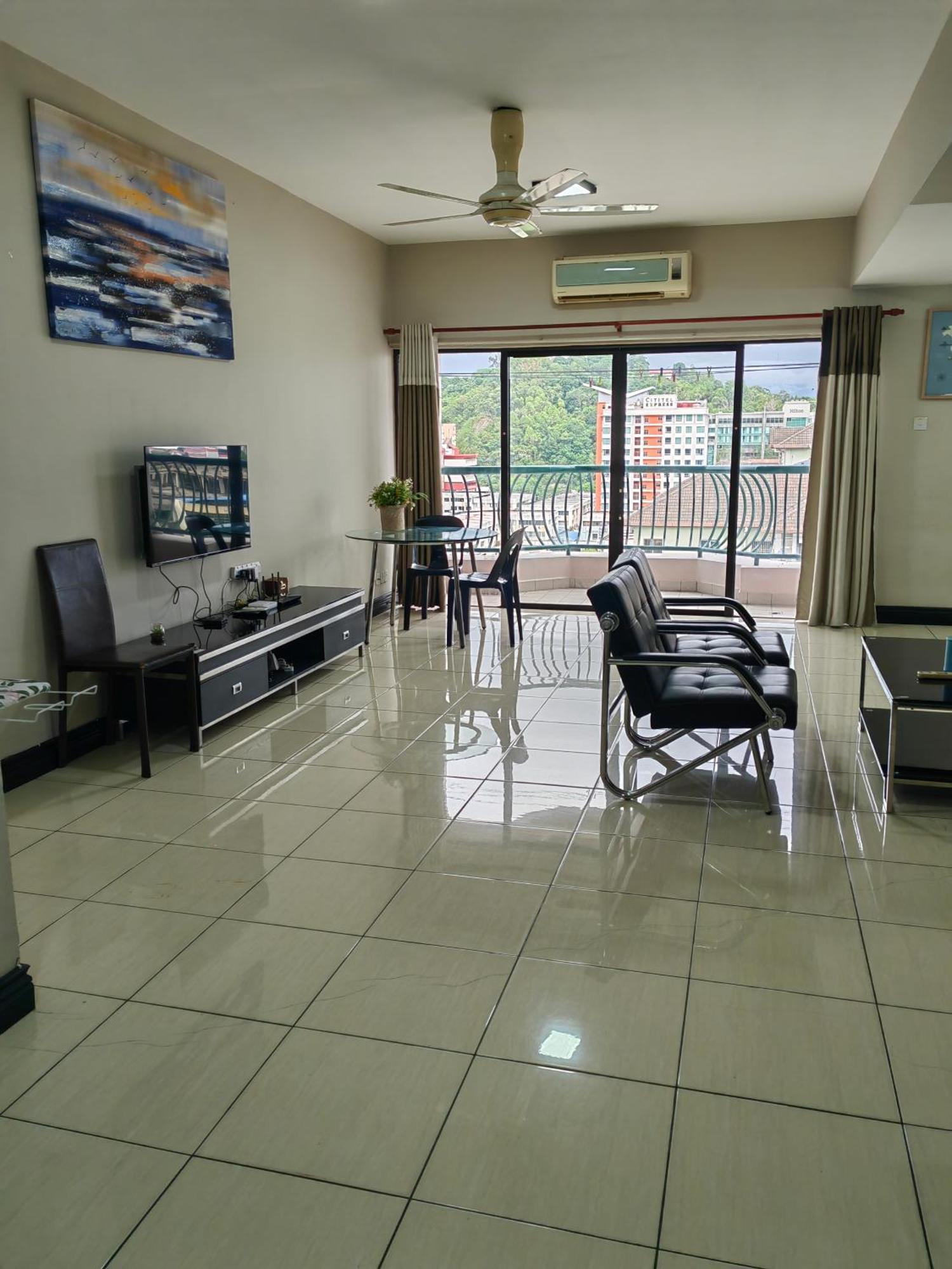 Town Condo - Marina Court Кота-Кинабалу Экстерьер фото
