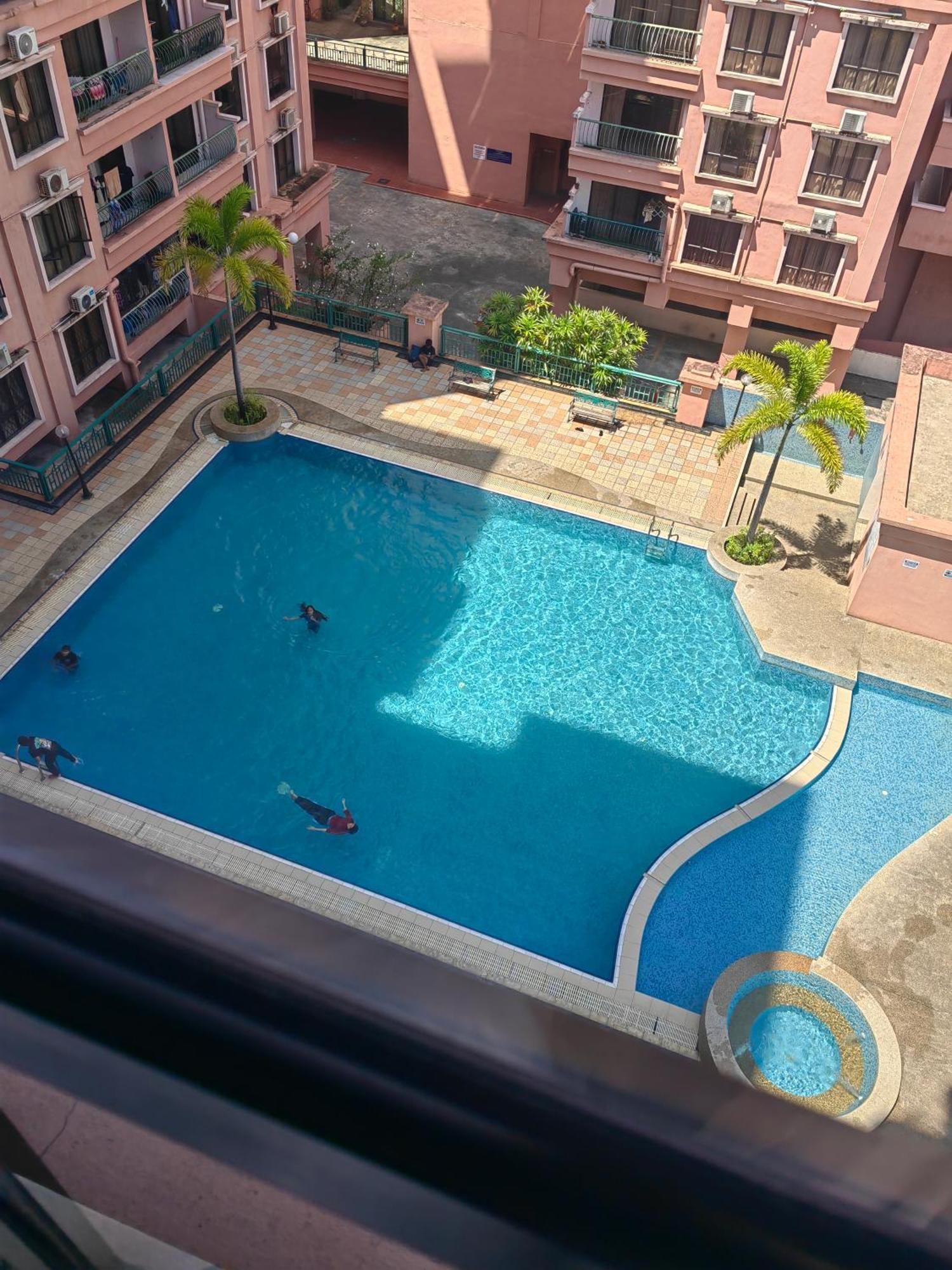 Town Condo - Marina Court Кота-Кинабалу Экстерьер фото